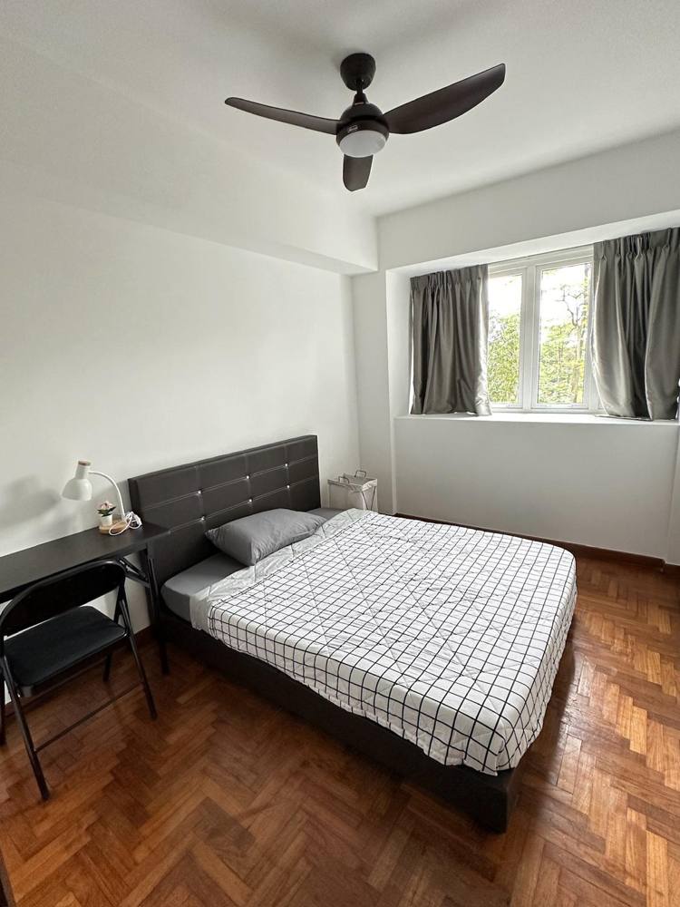 Common room at The Warren, Blk 47, Bukit Batok, photo 3 of 6