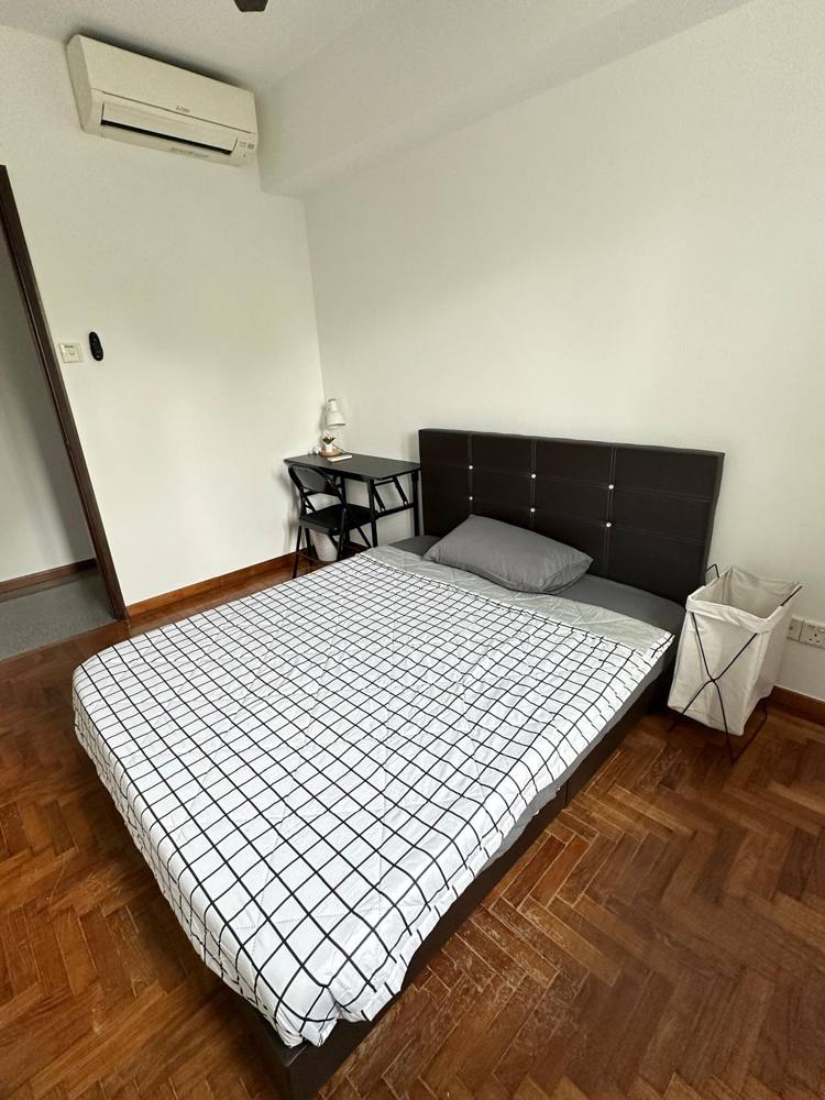 Common room at The Warren, Blk 47, Bukit Batok, photo 4 of 6