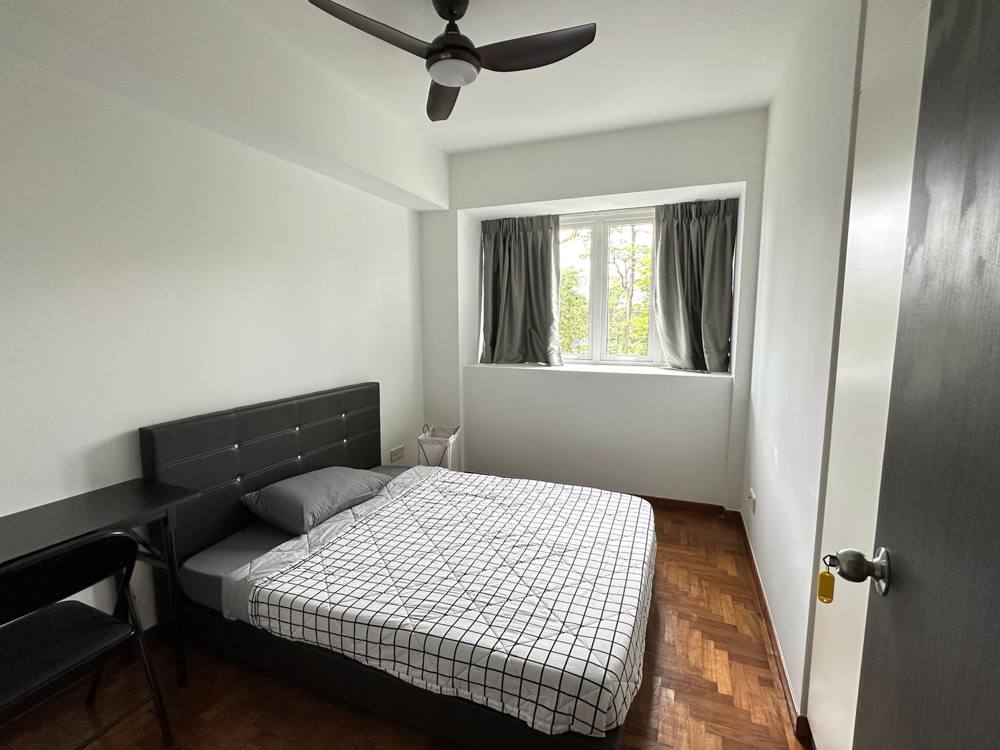 Common room at The Warren, Blk 47, Bukit Batok, photo 5 of 6