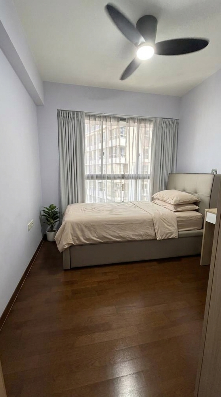 Common room at 138A Yuan Ching Road, Lakeside, photo 1 of 8