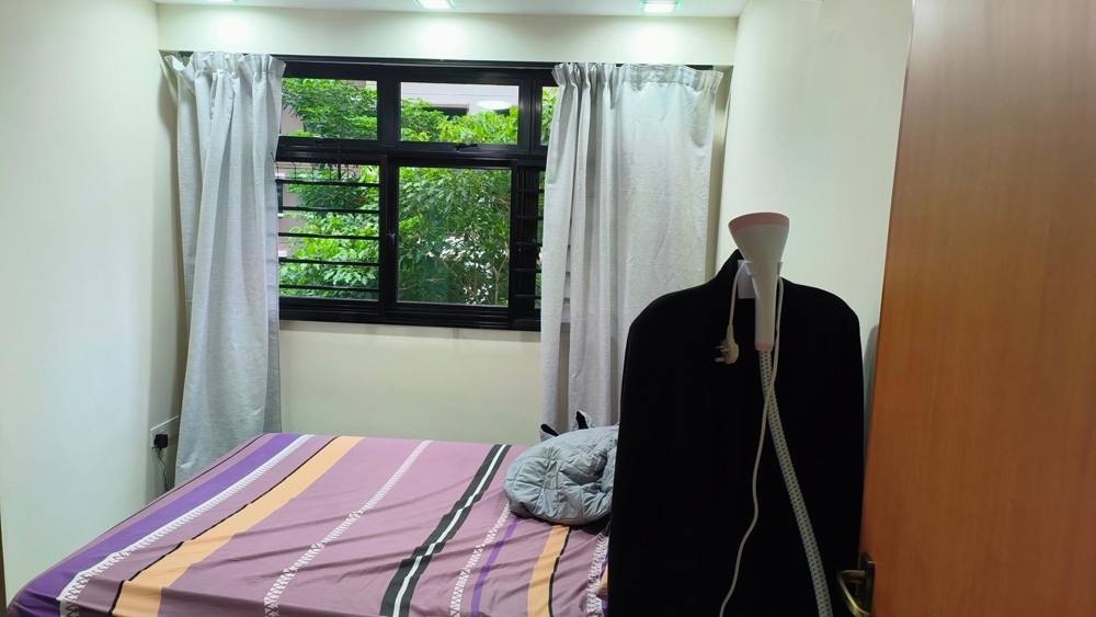 Rooms in Hougang, D19