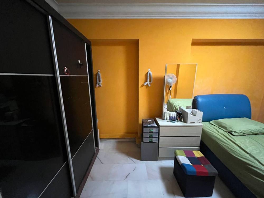 Master room at Blk 830A Jurong West Street 81, Jurong, photo 4 of 4