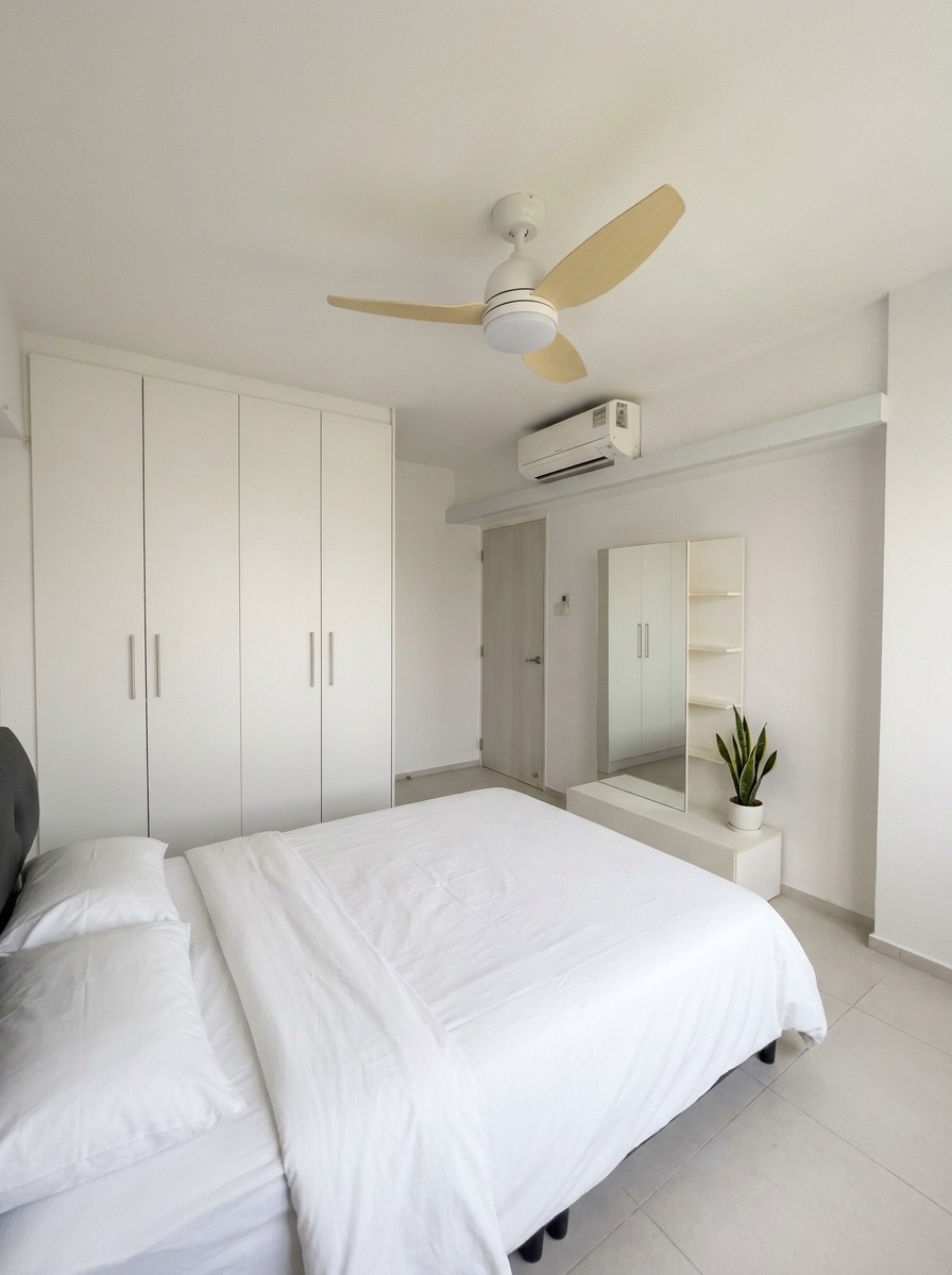 Room at 687C Choa Chu Kang Drive, Choa Chu Kang, photo 3 of 11