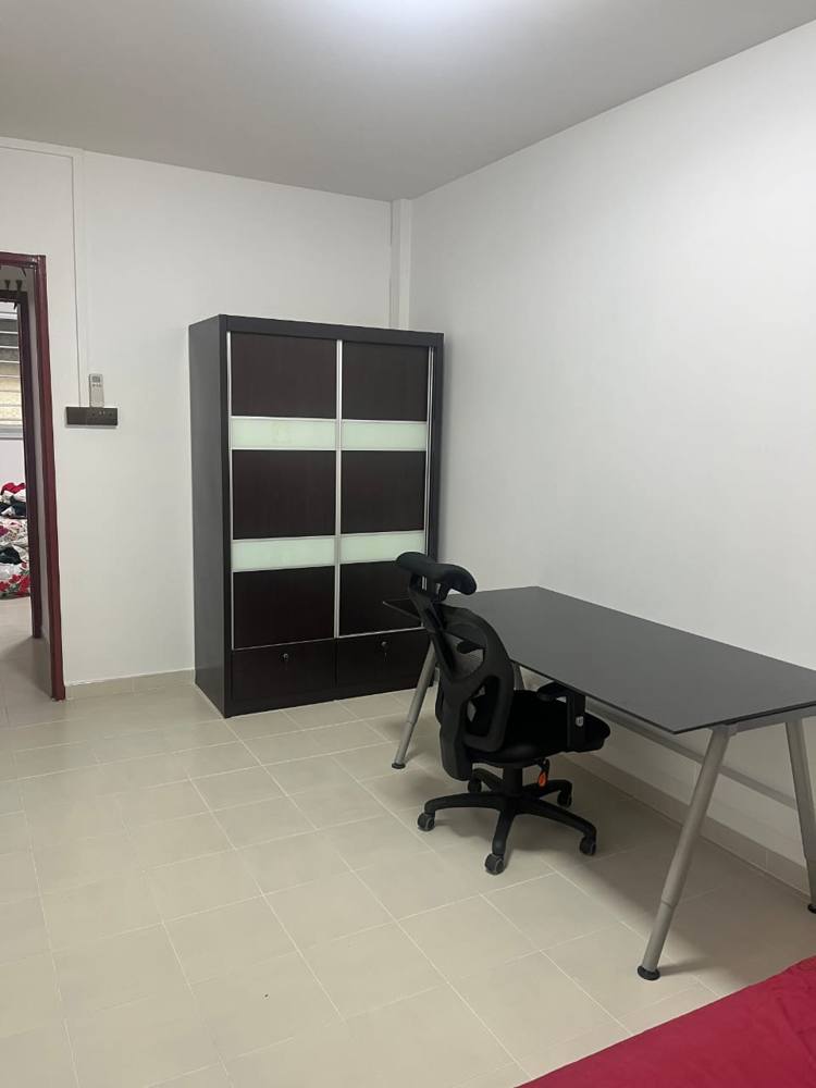 Common room at Blk 938 Jurong West Street 91, Jurong, photo 2 of 10