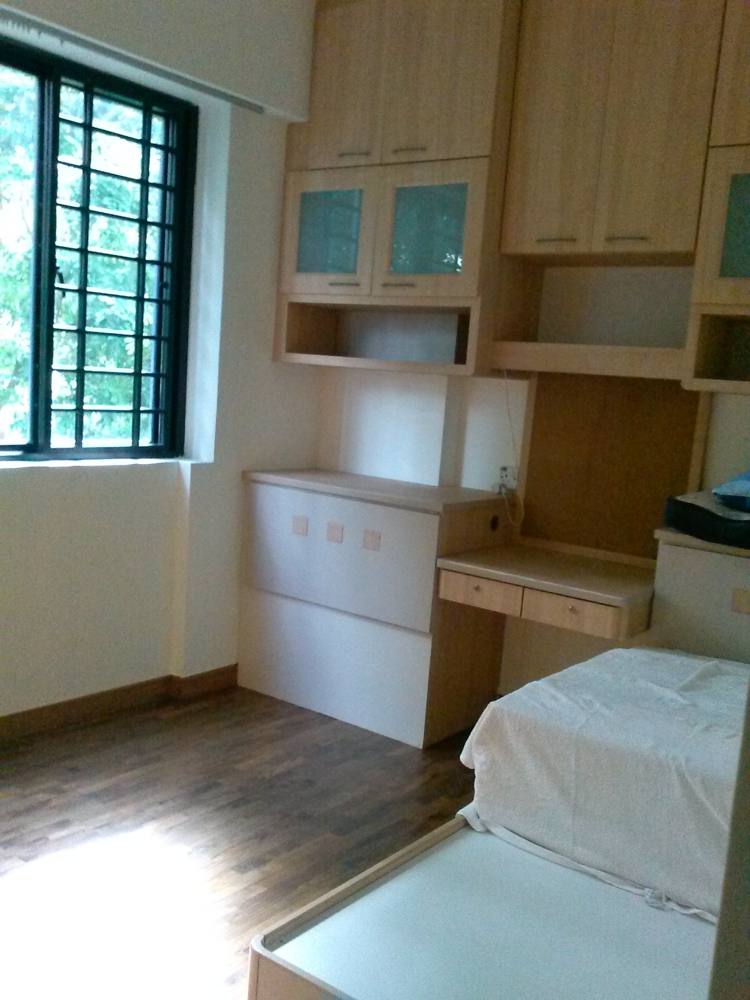 Common room in Tampines, D18