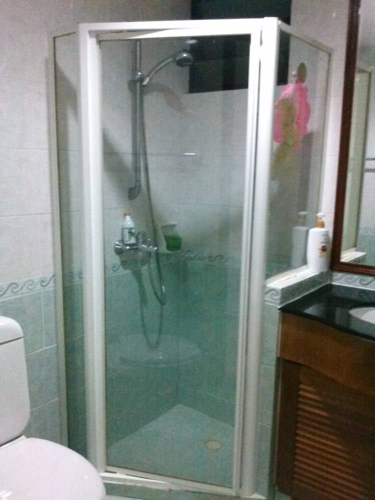Common room at 8 Tampines St 73, Tampines, photo 3 of 7