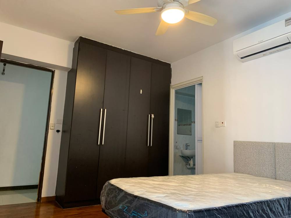 Room at 394 Bukit Gombak West Ave 5, Bukit Batok, photo 2 of 8